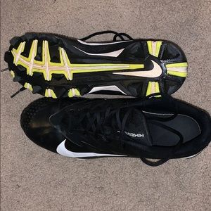 Men’s/boys cleats